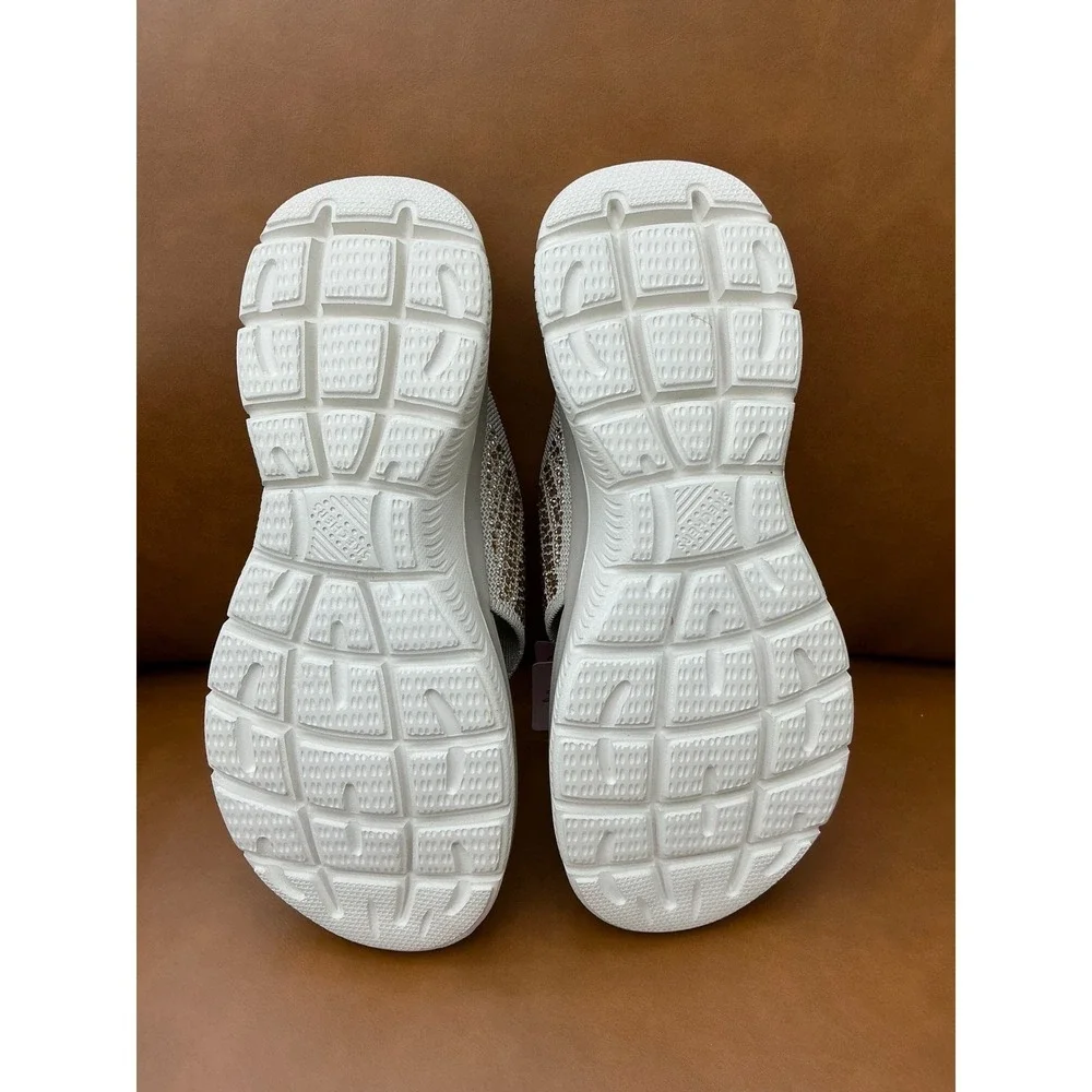Skechers summits unmatched